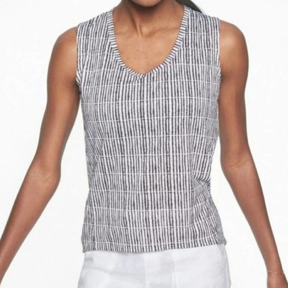 Athleta breezy muscle tank
